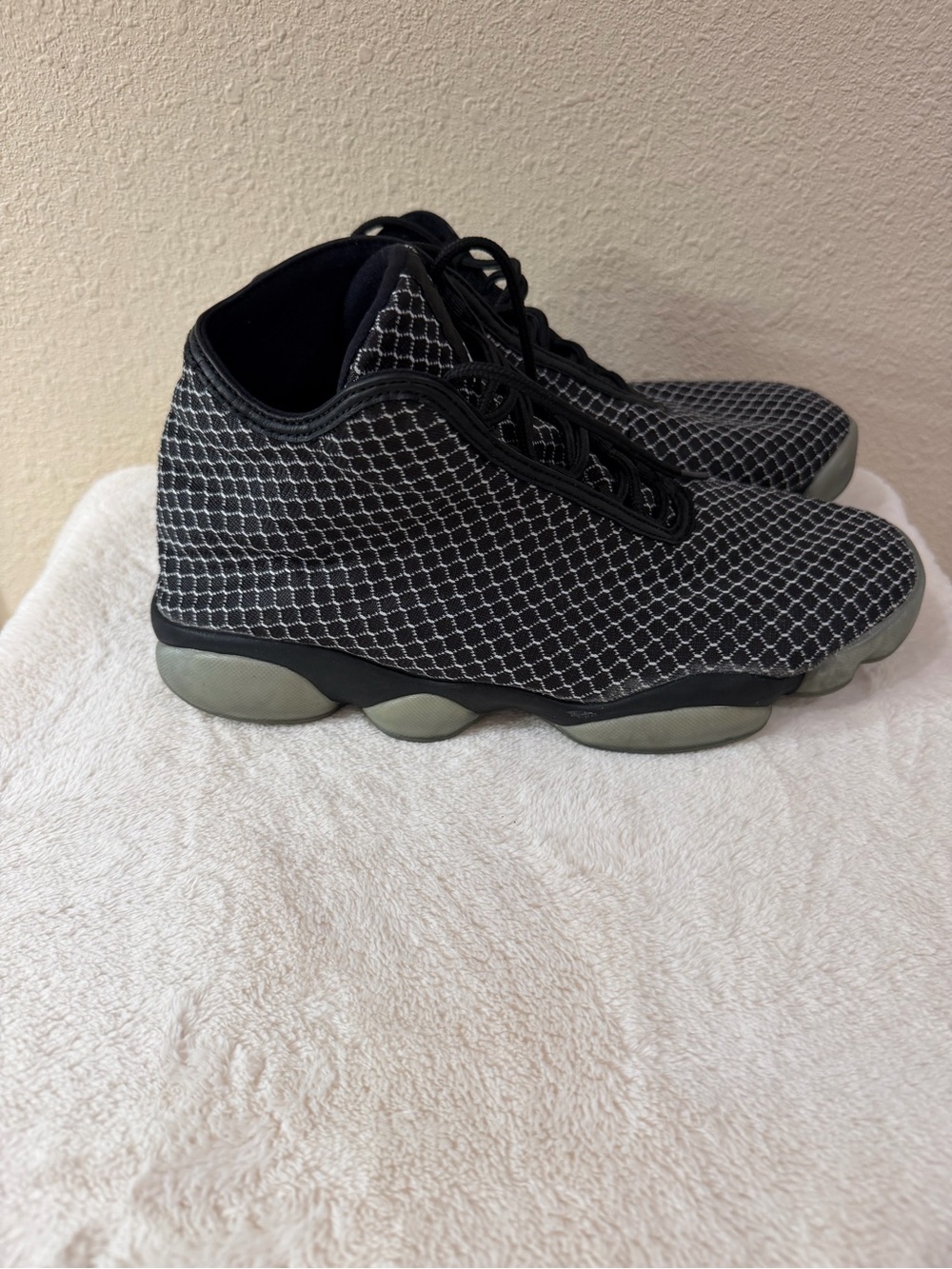 Men’s Jordan Horizon High Tops